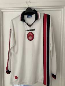 Original Nottingham Forest 1997/99 Umbro Away Shirt XL for sale on Ebay