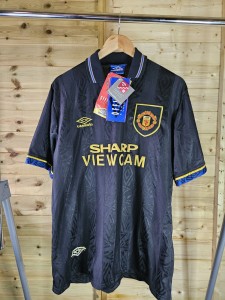 Rare Original BNWT Manchester United 1993/1995 Away Shirt LARGE UMBRO VGC for sale on Ebay