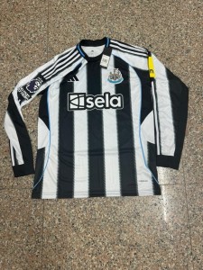 Newcastle United Jersey Woltemade Size L for sale on Ebay