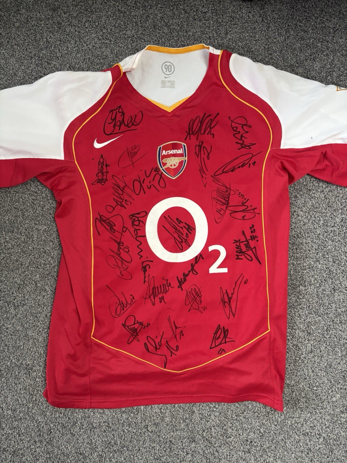 Signed Arsenal Home Shirt 2004/05 for sale on Ebay