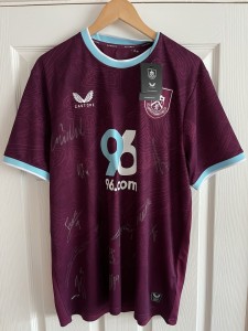 Burnley FC signed Shirt 25/26 Season Size XL for sale on Ebay