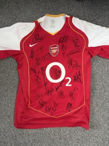 Signed Arsenal Home Shirt 2004/05 for sale on Ebay