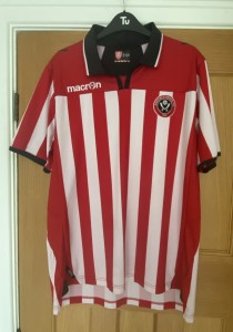 SHEFFIELD UNITED 2013/2014 HOME FOOTBALL SHIRT JERSEY MACRON SIZE M ADULT BLADES for sale on Ebay