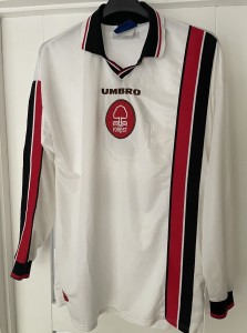Original Nottingham Forest 1997/99 Umbro Away Shirt XL for sale on Ebay