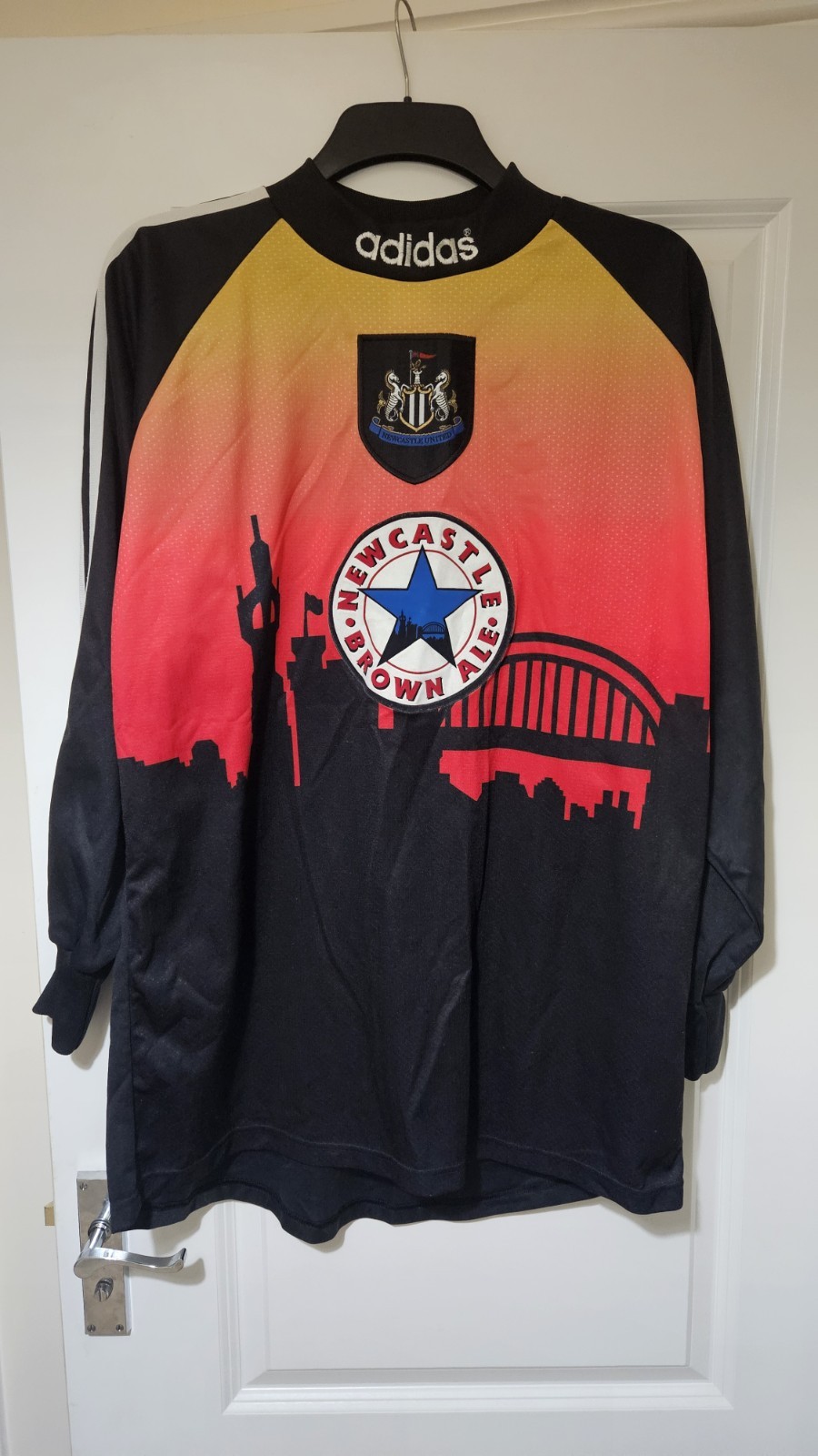Newcastle United Goalkeeper Shirt 96/97 Rare Vintage Original Large V Good Con for sale on Ebay