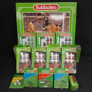 Vintage Subbuteo Football Game Bundle Figures Table Set World Cup RMF33-SJT for sale on Ebay