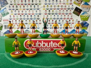 Subbuteo Lightweight 63000 (LW) Team – WATFORD F.C - Ref: 687 for sale on Ebay