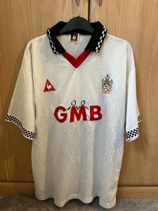 Vintage Official Fulham FC shirt 96/97, Size 42