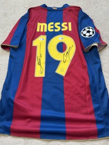 Lionel Messi & Lamine Yamal DUAL Hand Signed Barcelona Shirt Beckett Witness QR for sale on Ebay