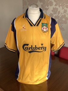 WREXHAM Original 2001 SUPER LEAGUE Away Shirt LARGE Adult CARLSBERG Sponsor Rare for sale on Ebay