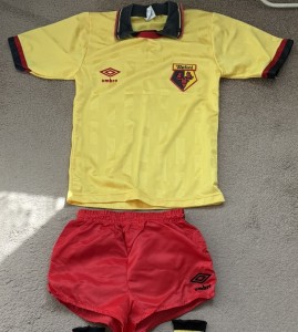 1980's WATFORD KIT FOR 3-4 YEAR OLD for sale on Ebay