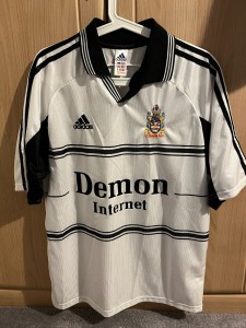 Vintage Official Fulham FC Home Shirt, Season 00/01, Size M for sale on Ebay