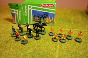 Subbuteo 61214 Stadium Services Police, Photographers, Physio, Substitutes for sale on Ebay