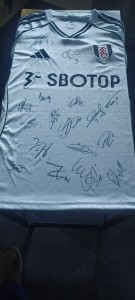 FULHAM - SIGNED  25/26 REPLICA HOME SHIRT - KEVIN, BERND LENO  & 15 with PROOF  for sale on Ebay