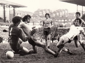 Leeds United v Manchester City FA Cup 5 five press photograph 26 February 1977 for sale on Ebay