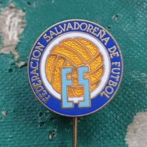 RARE El Salvador Football Association FA Enamel Pin Badge Calcio Distintivo for sale on Ebay