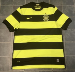 Celtic Men’s Nike Away Shirt 2009/10 Bumblebee Size Large in mint condition  for sale on Ebay