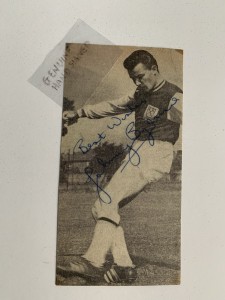 WEST HAM UTD JOHNNY BYRNE LEGEND HAND SIGNED B & W PHOTO FROM 1960'S for sale on Ebay