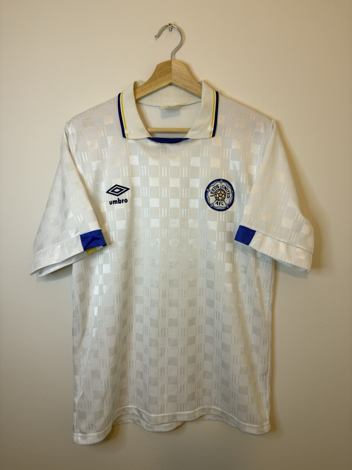 Original Leeds United 1988 Home Football Shirt MEDIUM UMBRO RARE for sale on Ebay