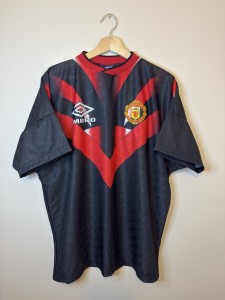 Original Manchester United 1996 Training Football Shirt XL UMBRO RARE for sale on Ebay