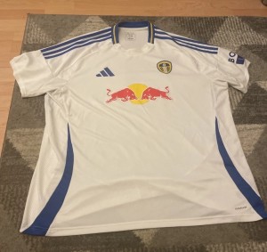 Leeds United Home Shirt 24/25 Size 3XL Slim Fit Excellent Condition Hardly Worn for sale on Ebay