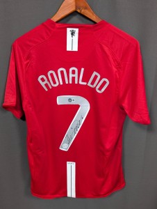 Cristiano Ronaldo Signed Manchester United Size L Soccer Jersey AUTO Beckett COA for sale on Ebay