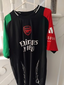 Mens Arsenal Top, Size Large for sale on Ebay