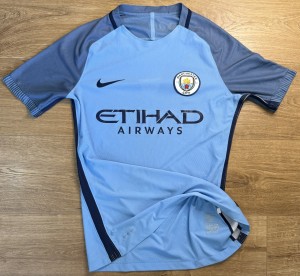 ORIGINAL MANCHESTER CITY 2016/17 Kit Room Issue Home Shirt MEDIUM NIKE VGC Rare for sale on Ebay