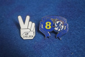 (327) CHELSEA FOOTBALL CLUB  2 ASSORTED CHELSEA METAL PIN BADGES for sale on Ebay