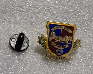 PONTEFRACT COLLERIES FC BADGE for sale on Ebay