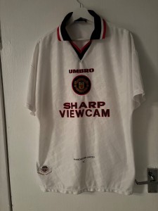 Men’s Large manchester united 1996-1997 white away shirt for sale on Ebay