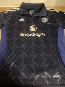 Manchester United Kids Football Kit for sale on Ebay