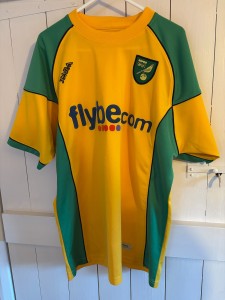 Norwich City FC home shirt season 2007/2008 L new for sale on Ebay