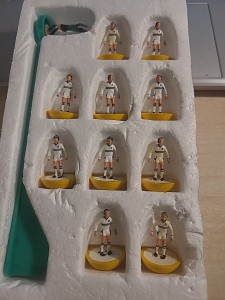 Subbuteo Lw Team Ref 778 Leeds Utd for sale on Ebay