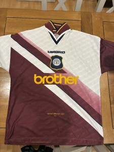 Size L Manchester City 1996-1997 away football shirt jersey for sale on Ebay