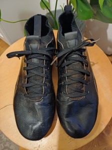 Puma Football Boots Size 8 Black Evoknit (EU size 42) for sale on Ebay
