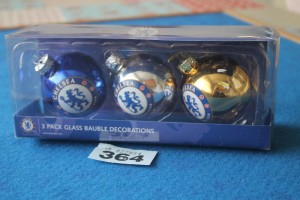 (364) CHELSEA FOOTBALL CLUB CHRISTMAS 3 PACK BAUBLE DECORATIONS for sale on Ebay