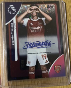 Leandro Trossard 2/10 Topps Premiere League 25/26 Black Variation Auto Arsenal for sale on Ebay