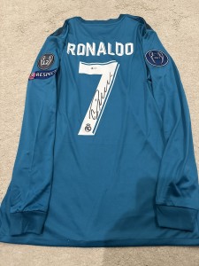 Cristiano Ronaldo Hand Signed Real Madrid Shirt Beckett Witnessed QR COA JERSEY for sale on Ebay