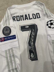 Cristiano Ronaldo Hand Signed Real Madrid Shirt Beckett Witnessed QR COA JERSEY for sale on Ebay