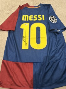 Lionel Messi Hand Signed Barcelona Shirt Beckett Witnessed COA JERSEY for sale on Ebay