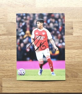 Piero Hincapie #5 Signed Arsenal 2025-26 season 7