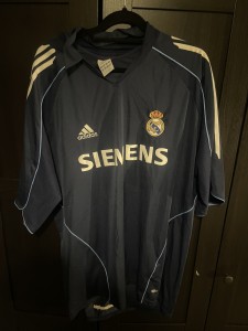 Authentic Original Adidas Real Madrid 2005/2006 Away Shirt Mens XL for sale on Ebay