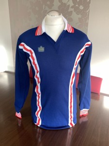 DUNDEE Original 1977 ADMIRAL Home Shirt SMALL Adult 39