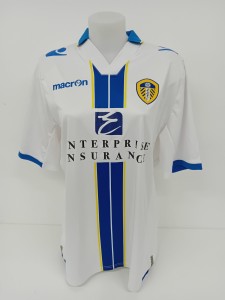MACRON Leeds United XL Men's Home Football Shirt White Blue - K528 for sale on Ebay