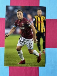 MARK NOBLE. WEST HAM UTD. SIGNED 8X12  INCH PHOTO. for sale on Ebay