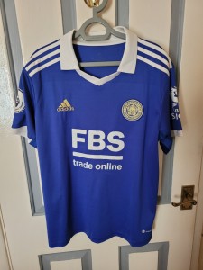 Mens Leicester City Football Shirt Medium for sale on Ebay