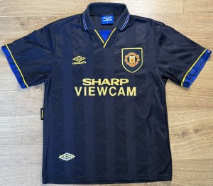 ORIGINAL MANCHESTER UNITED 1993/95 Away Football Shirt MEDIUM UMBRO VGC Rare for sale on Ebay