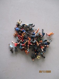 Subbuteo Set 61168 50 painted crowd figures / spectators NO BOX for sale on Ebay