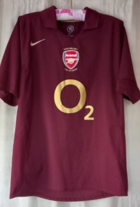 arsenal o2  nike redcurrant 2005-06 highbury final season shirt adult size med for sale on Ebay